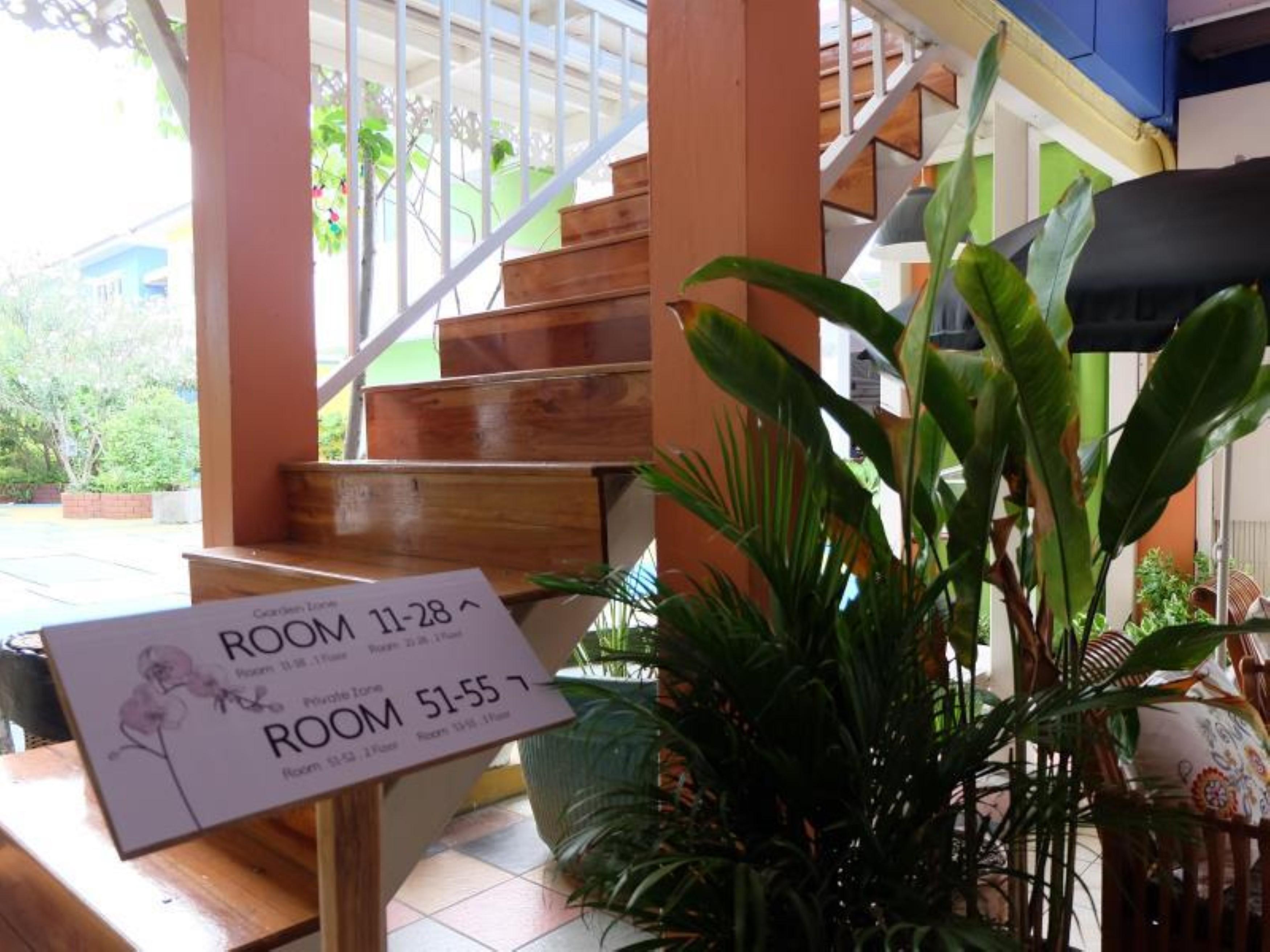 Issara House Bangkok Hotel Kültér fotó
