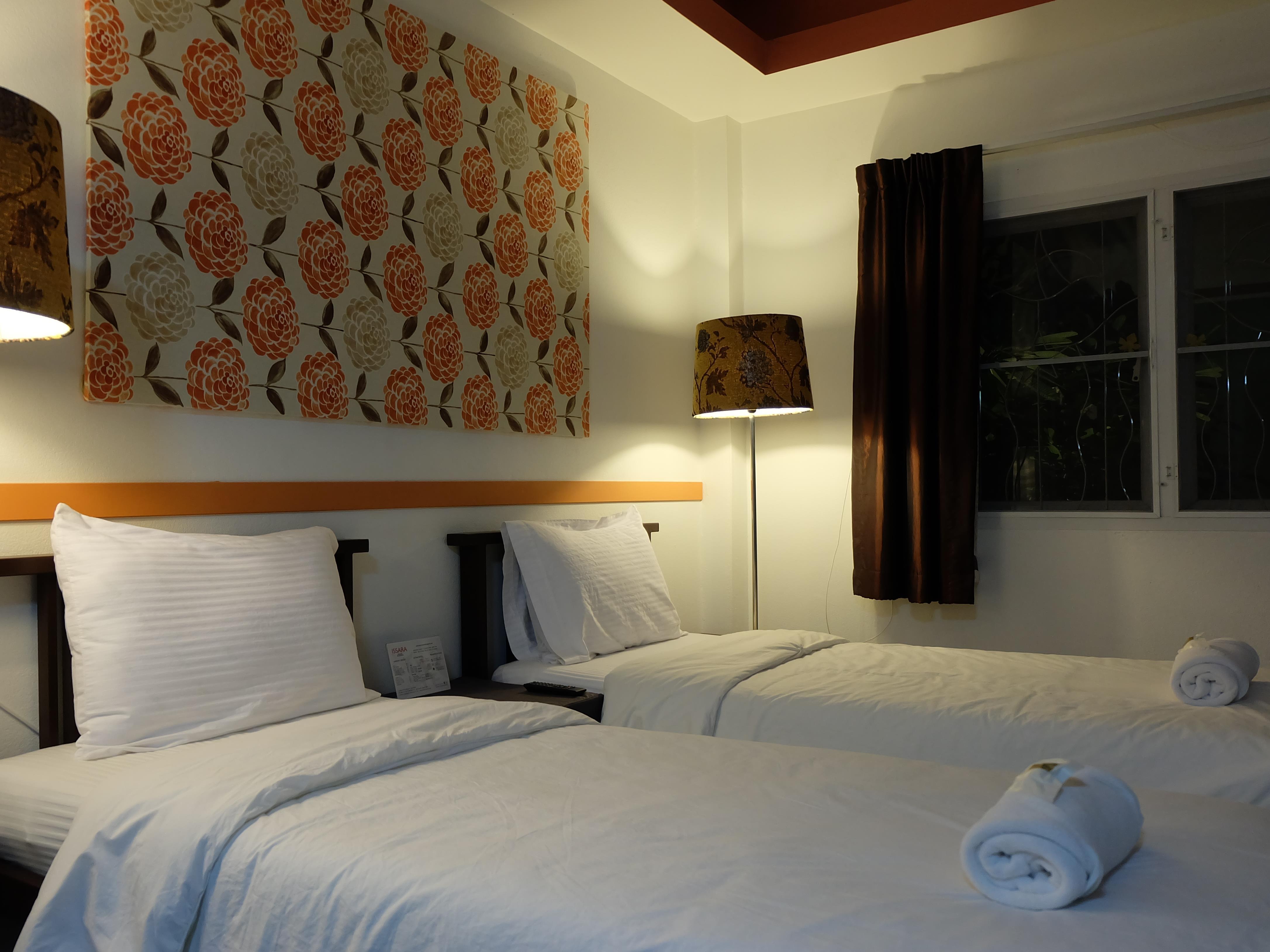 Issara House Bangkok Hotel Kültér fotó