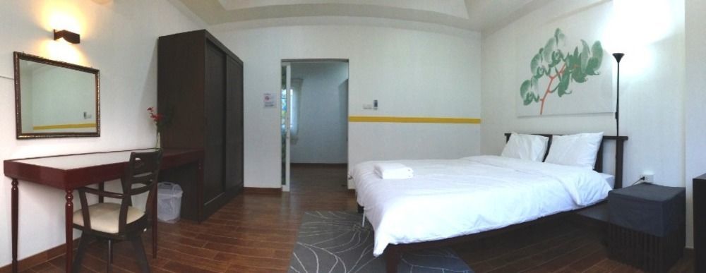 Issara House Bangkok Hotel Kültér fotó